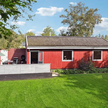 2 Bedroom Beautiful In Sydals